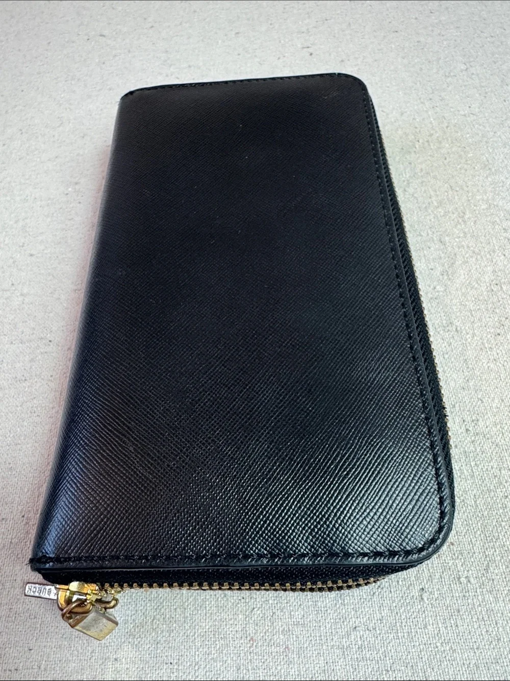 Tory Burch Robinson Black Saffiano Double-Zip Wallet with Gold Logo